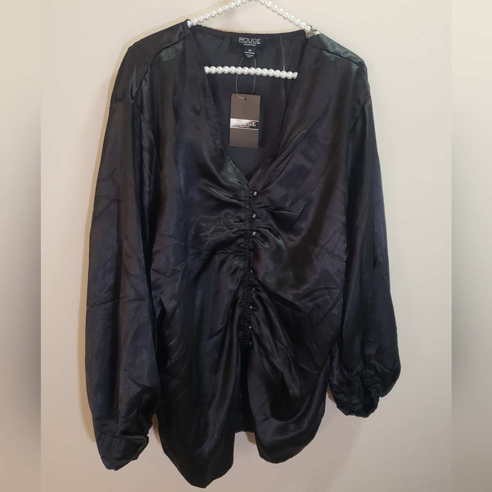 SOLD! ROUGE COLLECTION Black Satin Ruched Top – Size 3X – NWT